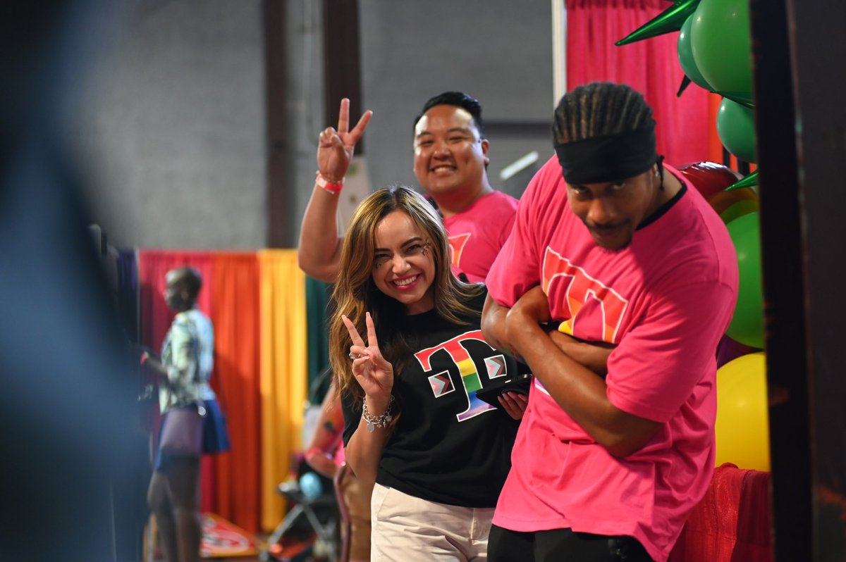 Today was fantastic! Being able to connect with our community and celebrate Dallas Pride gave me all the feels! 💗 Happy #Pride friends! 🌈

📸 credit: @EfrainCaptures