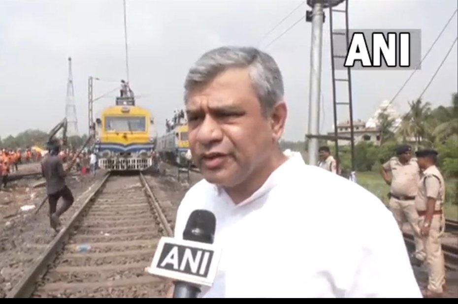 He Is Still At #OdishaTrainAccident Site, Since 36 Hrs, Overseeing The Restoration Process

Never Seen Before Any Indian Railway Minister On Accident Site For So Long.