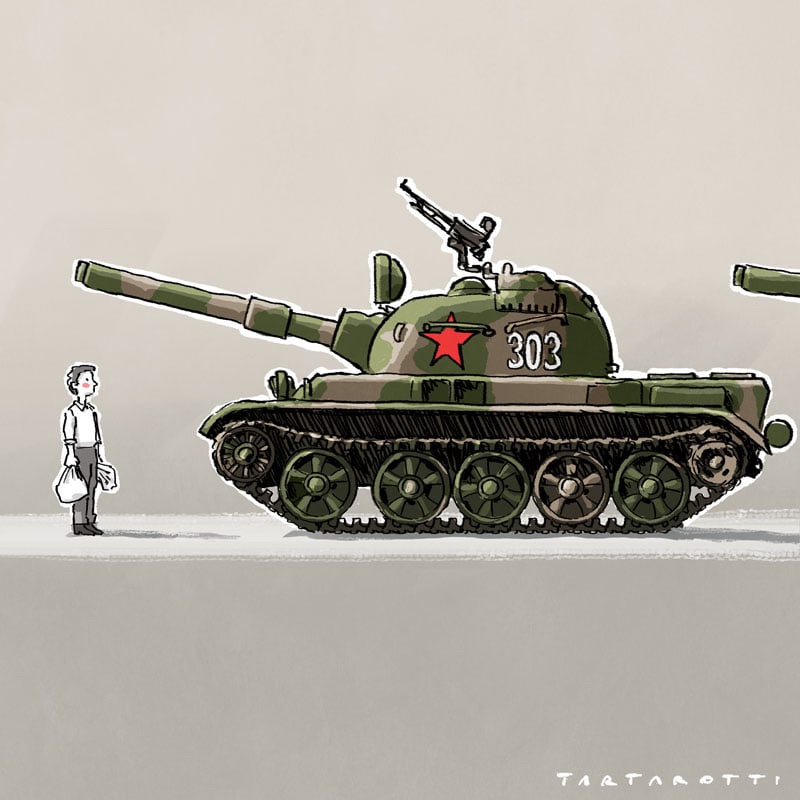 Il 4 giugno di 34 anni fa l'esercito cinese irruppe in piazza #Tienanmen travolgendo con i carri armati gli studenti e sparando con i fucili, ponendo fine a una serie di manifestazioni popolari di massa in cui studenti, intellettuali e operai chiedevano riforme e democrazia⬇️