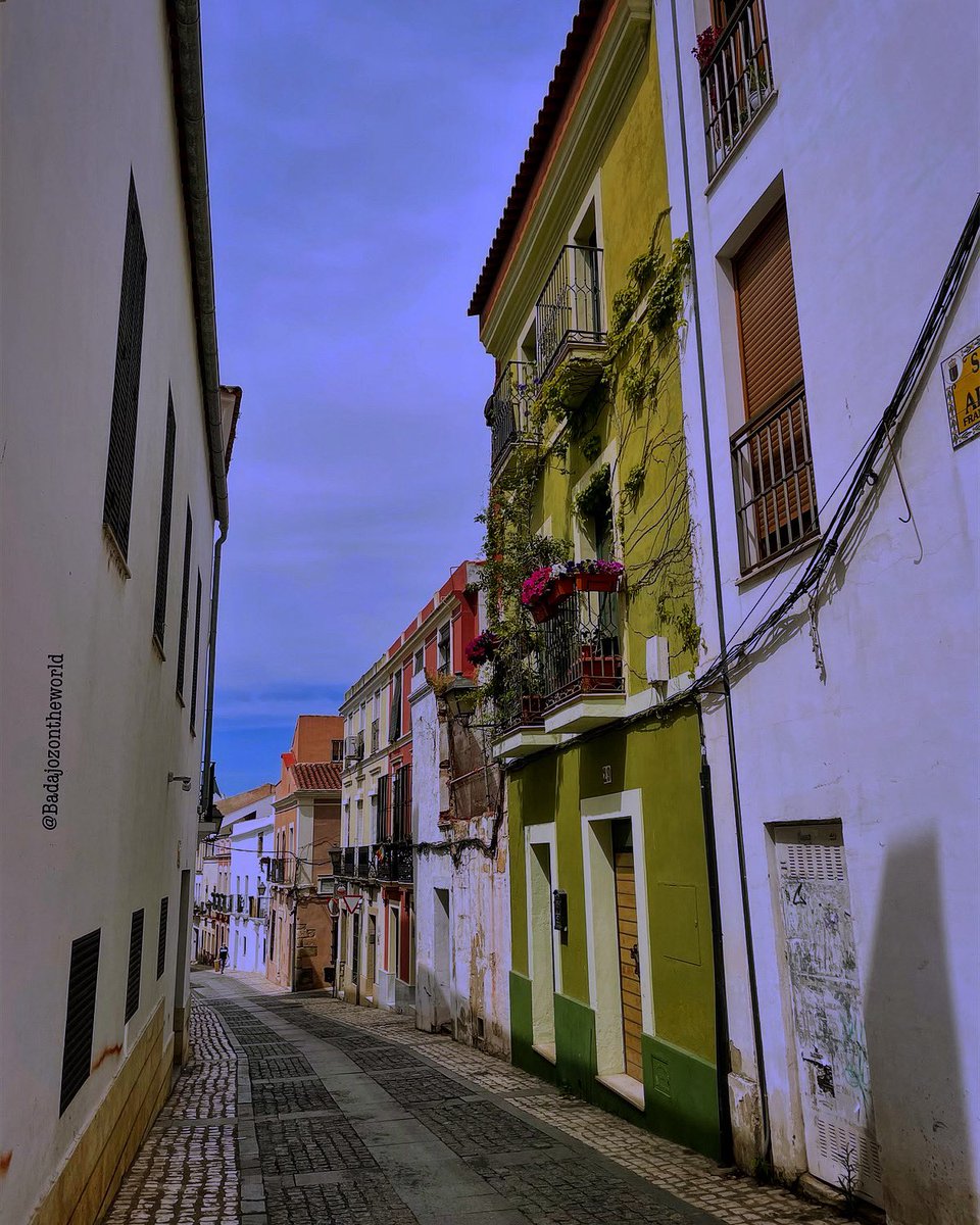 #badajoz #thepicoftheday #thepic #badajozciudad #badajozturismo #rinconesdebadajoz #badajozcapital #badajozextraordinaria #visitbadajoz #lugaresconencanto 
#wanderlust #traveltobadajoz #travel #traveler