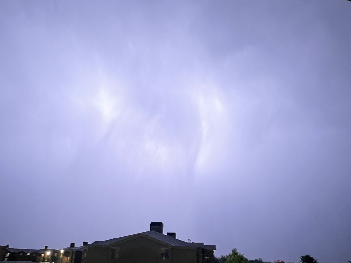 @ReedTimmerAccu I got some awesome photos. I call them Saturday Night Storm Chasing from my Porch. 
#SaturdayNightPorchStormChasing #NeverStopChasing