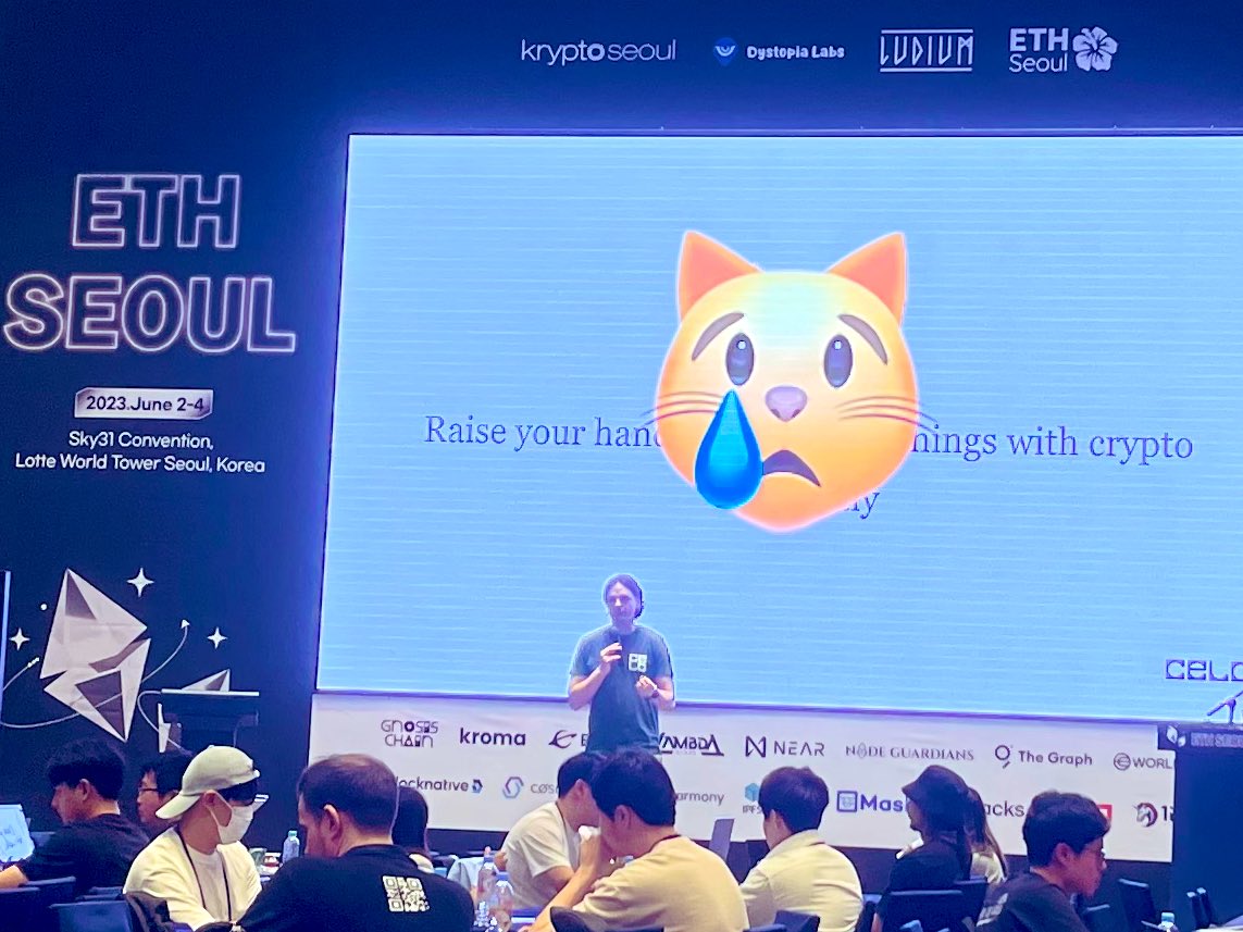 mirandamartell's tweet image. Loving @marek_’s keynote at ETH Seoul. Lack of adoption = 😿, @FiatConnect = 😸. “Let’s create a schelling point around FiatConnect” — it’s time to buidl the world we want to live in, together! 

#BUIDLWeek #ETHSeoul #CeloinSeoul @CeloOrg @cLabs @CeloDevs