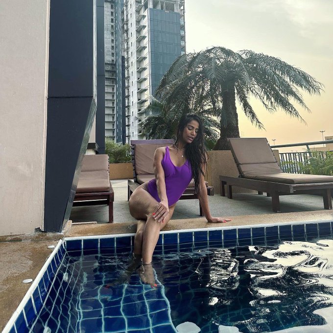 Do more of whatever makes you happy :-) https://t.co/UCMPItuoh9<a href="/tag/newprofilepic"class="tags"><span>#newprofilepic</span></a>