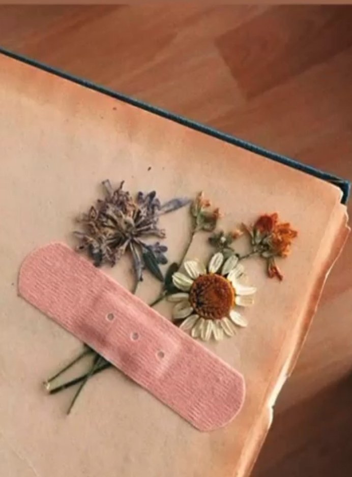 "Kendi dünyamın çaresizliğin içeresinde kaybolup gideceğim... "