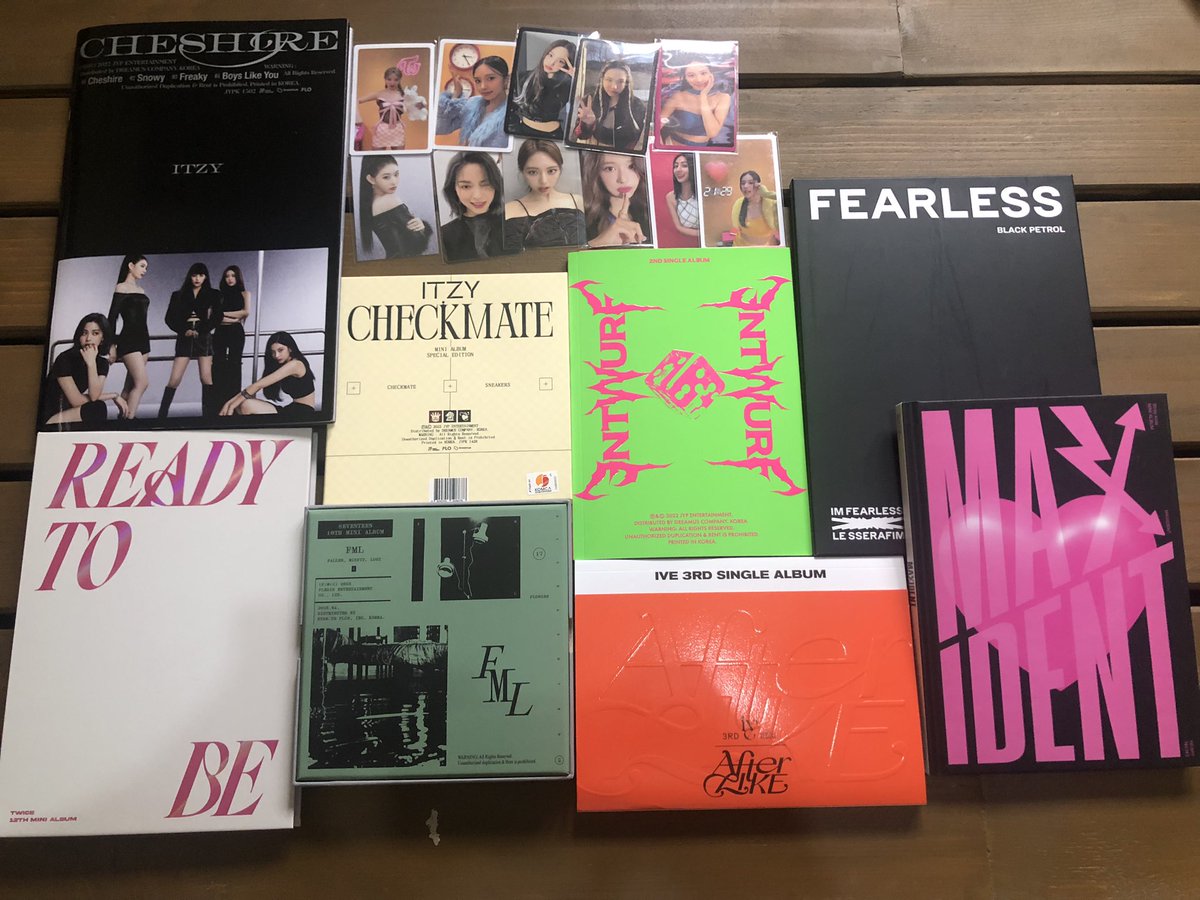 DESERVE KO TO (2)🫶✨ THANK YOU SO MUCH ATEEEE❤️❤️❤️

ps sa last 3 years kong bumibili sa twitter 7 palang album ko TAS ANG BINILI KO KAY ATE 8 HAHAHAHAHAHAHAHA LABYU SO MUCH PO!!!!🌟