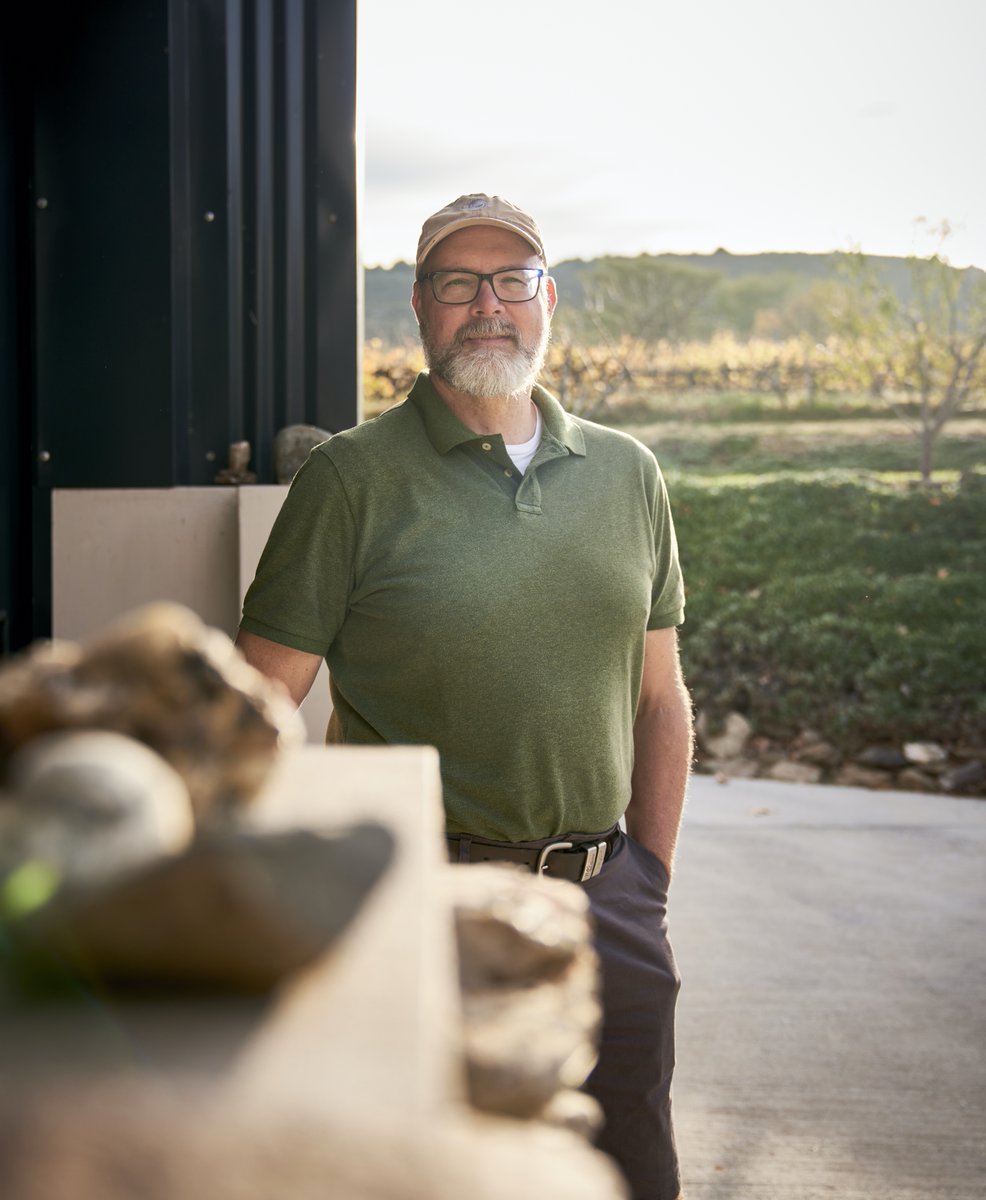 #GuildMember John Loubser says, “We’re inquisitive, we’re daring, we’re experimental”, and the proof is in the bubbles! 

Celebrate this #BubblyDay with us by opening your favourite bottle of bubbles.