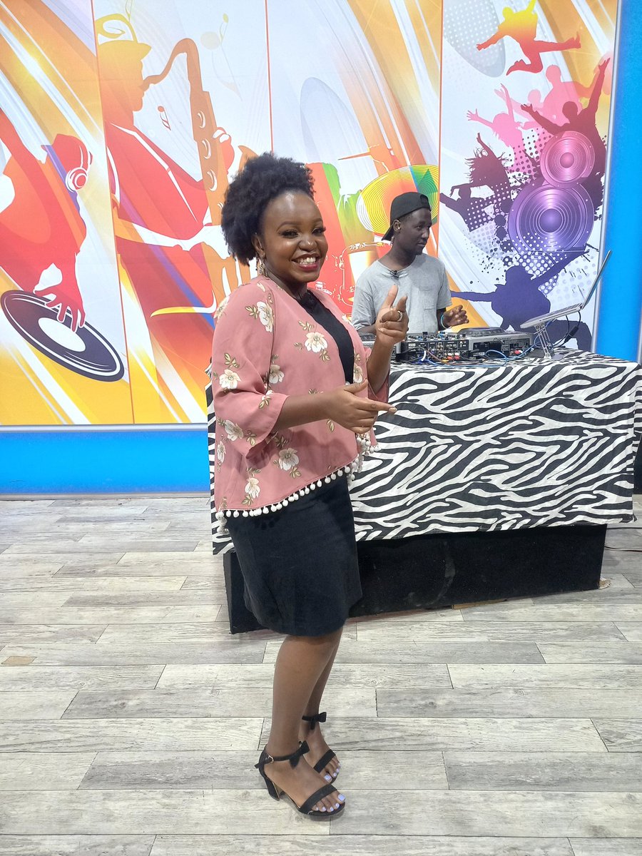 AlexKaraniKe's tweet photo. And its go time for some good vibes only #Tambirasunday @lookuptv @AlexkaraniKe @ikythedj and @Zoe_music_ @alex_gvng_gvng https://t.co/GMmkMM0yaB