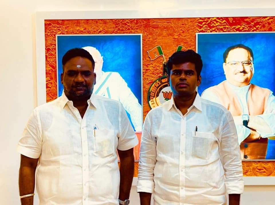 DrRGAnandIND's tweet photo. கோடிக்கணக்கான தமிழக இளைஞர்களின் ஒரே நம்பிக்கை, இளைய பாரதம், எனது பெரும் மதிப்பிற்கும், மரியாதைக்கும் உரிய தமிழக பாஜக தலைவர், அன்பு சகோதரர் திரு. அண்ணாமலை Ex IPS அவர்களுக்கு இனிய பிறந்தநாள் வாழ்த்துக்கள். @annamalai_k 

#HBDAnnamalai
#EthicalPolitician https://t.co/ac9pxRq3Wj