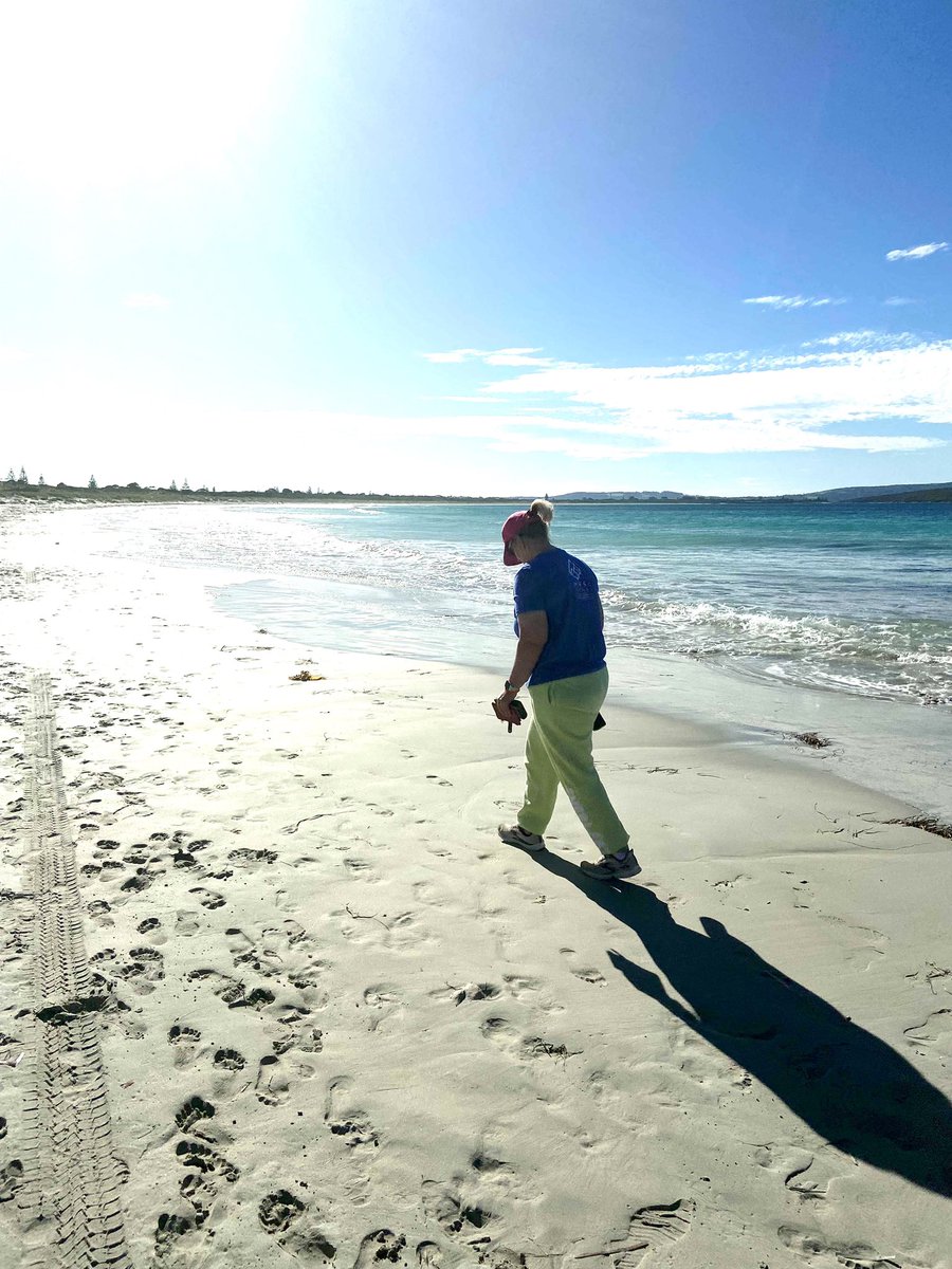 Always love the ocean!! <a href="/MyPeakChallenge/">My Peak Challenge</a> <a href="/SamHeughan/">Sam Heughan</a> <a href="/LGBTQPeakers/">LGBTQ+Peakers🌈</a>