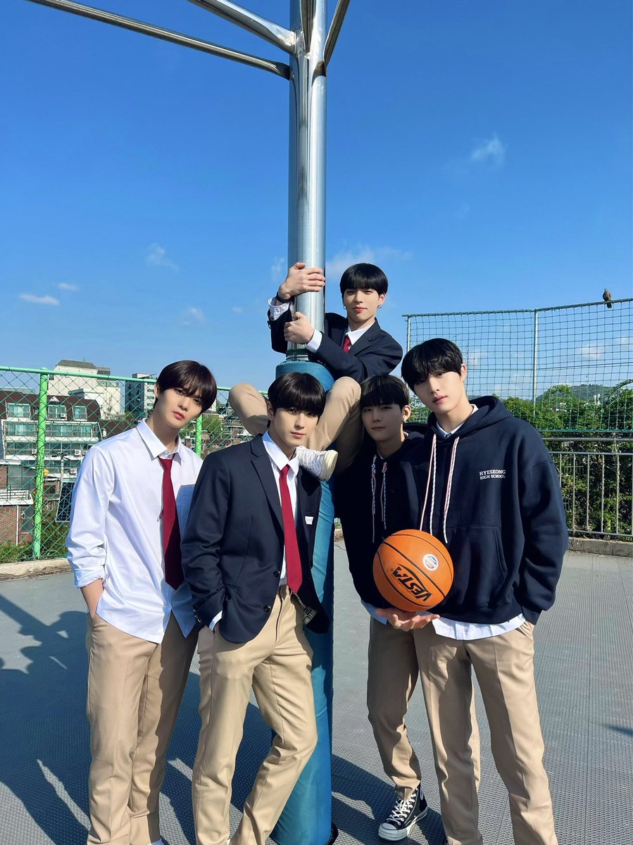 yonghee_217's tweet photo. 전 이거요👍🏻 https://t.co/XaxDMSdAqE
