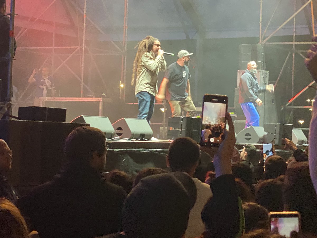 aitor_cl's tweet photo. @FALSALARMA1 lo reventasteis ayer, otro grupo top del panorama del hiphop de España. Gracias por asistir ayer sois muy grandes https://t.co/p8cI6m1kG8