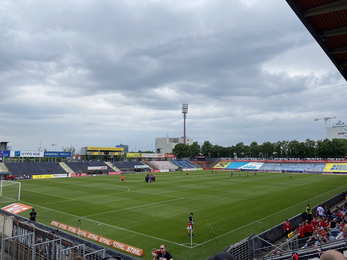 Auf geht’s Admira. ❤️🖤
Wir schaffen das. 💪🏽

Admira Wacker - Vorwärts Steyr
#LigaZwa #ADMskv