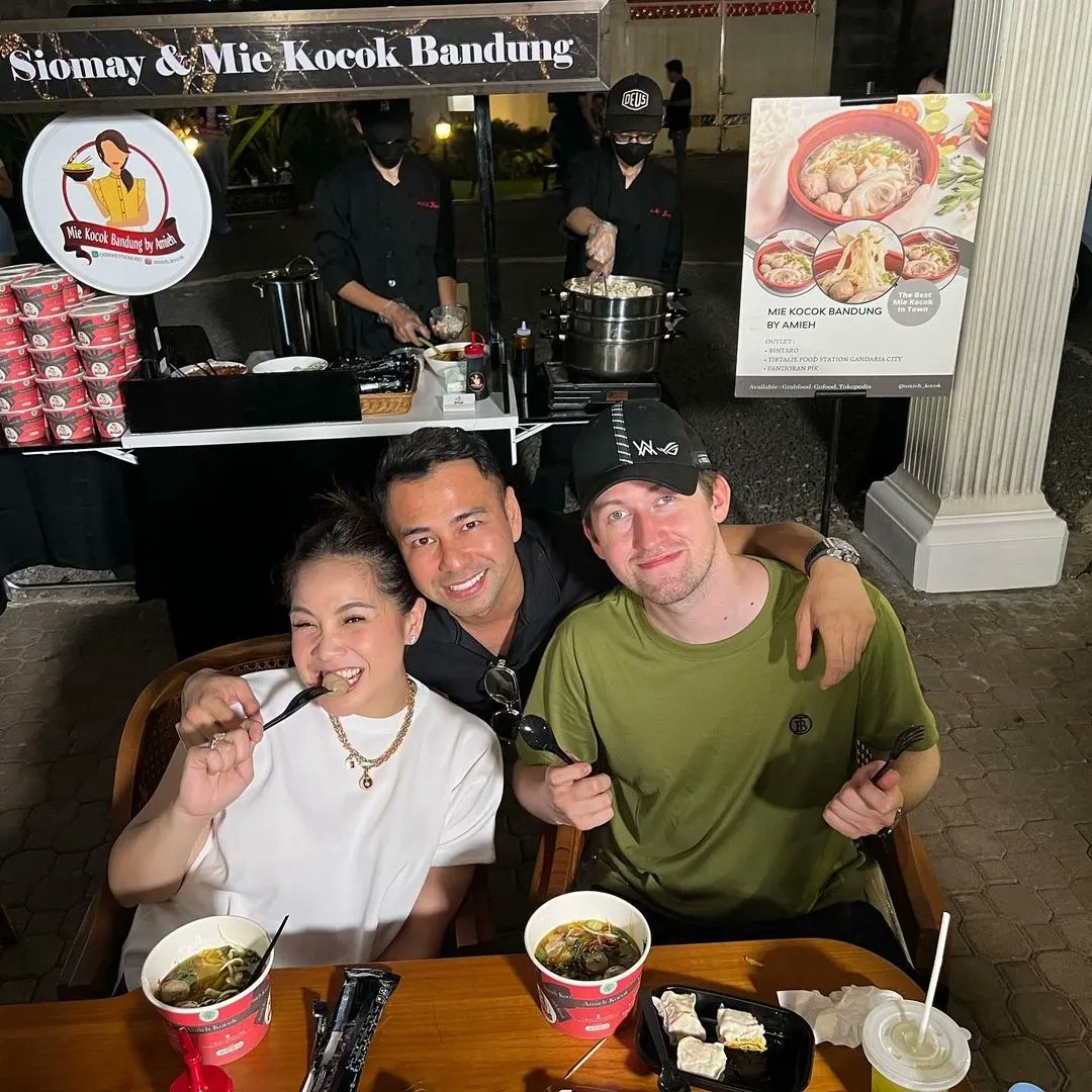 Raffi Nagita with Alan Walker 😍👏