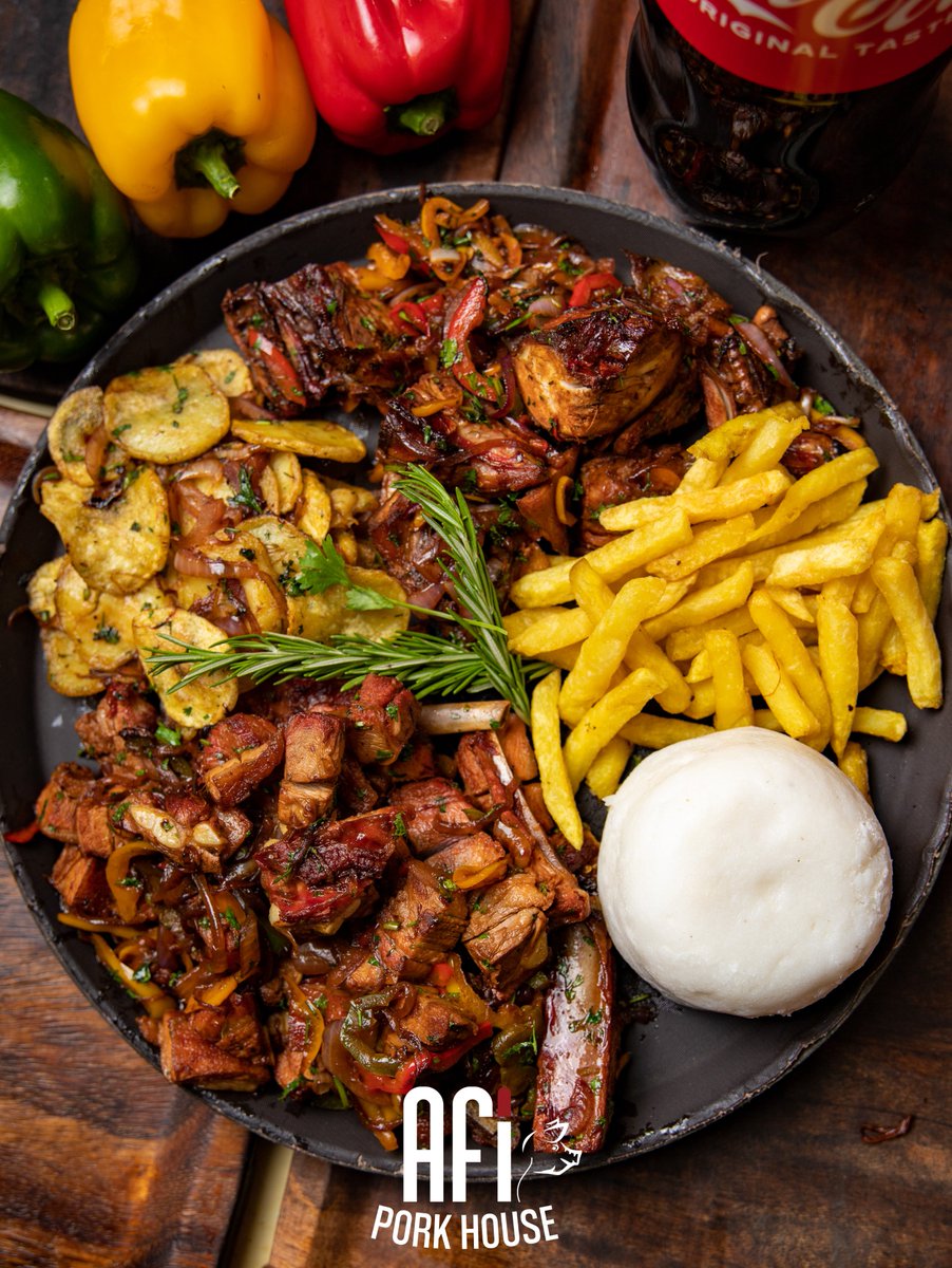 AfiPorkHouse's tweet photo. Sunday ni Family Platter sunday😜
With 2L soda @1,950sh
#afifamily https://t.co/Lcoq5FIVmF