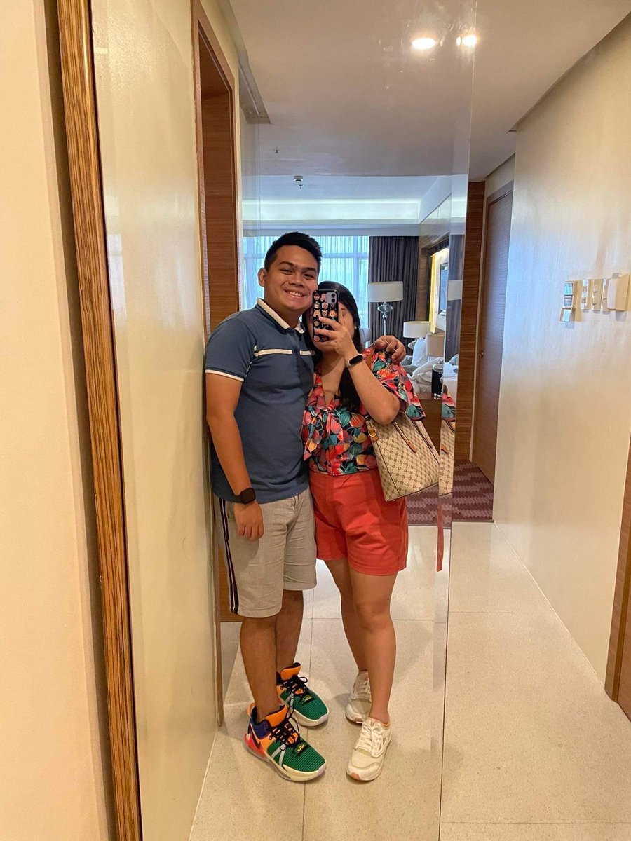 DGueeevs's tweet photo. There has never been a dull day, through the ups and downs i'll be right here with you. Thank you for accepting me in your life even though I know "labad" ko hehe anyway What an adventure everyday is! Can't wait for more!! Thank You for everything!! Happy 6th anniv to us!! https://t.co/qR8tMVmD2l