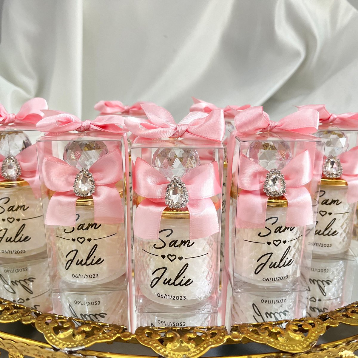 Thanks for the kind words! ★★★★★ 'Im so happy with the item 🥰 Thank you so much ♥️' Mai-Britt J. etsy.me/3Chvie9 #etsy #gold #wedding #silver #blingglam #partyfavors #personalizedfavors #personalizedcandles #weddingfavor #candlefavors