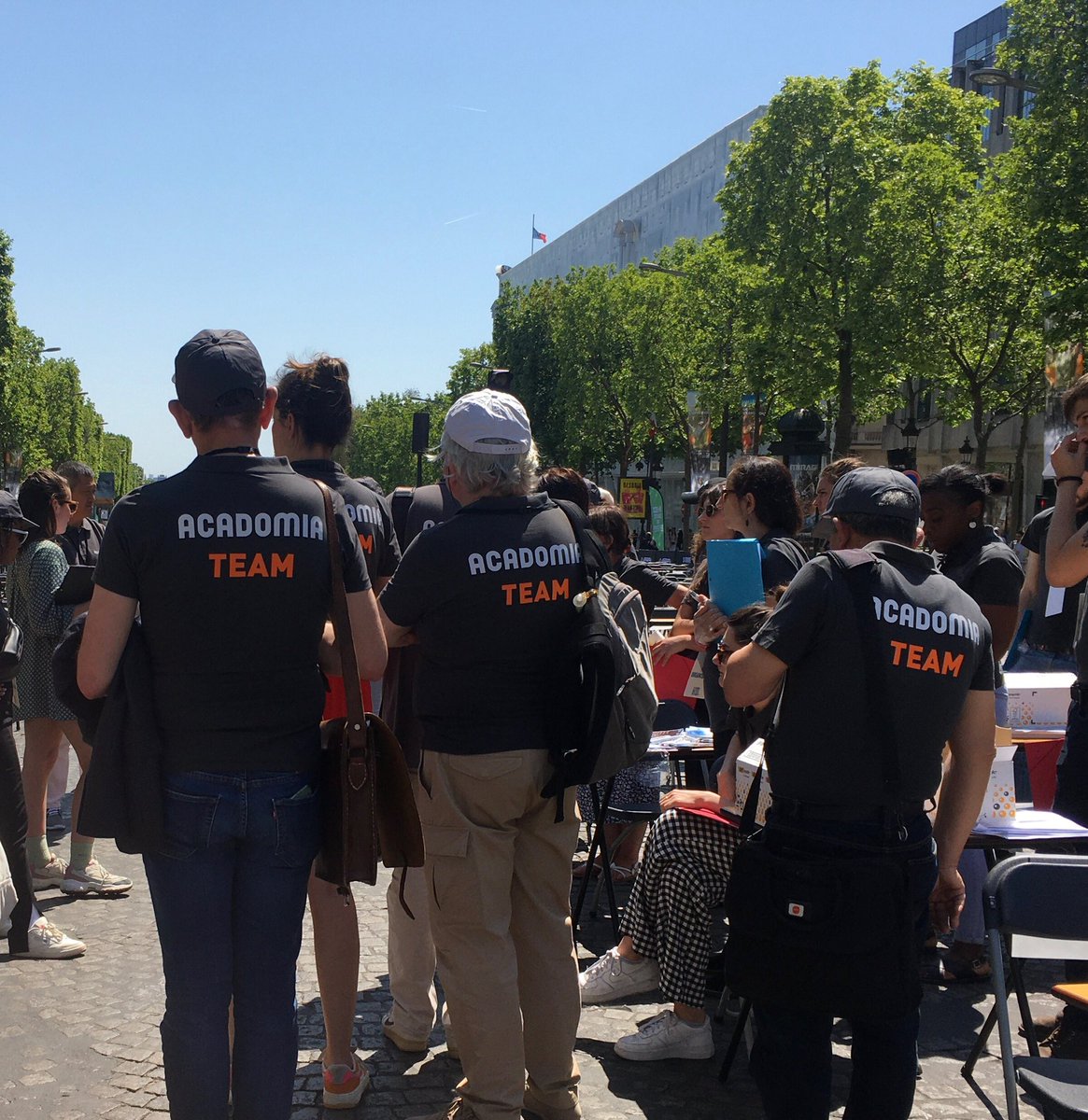 En direct de #LaGrandeDicteedesChamps !