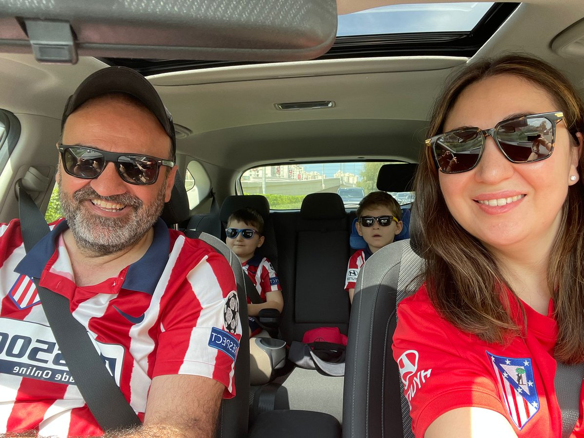 Atleti's tweet photo. 🔴⚪ Hoy es nuestro último duelo de la temporada, pero sabemos que estarás apoyándonos como en cada partido.
📸 Sube tu foto animando al equipo con el hashtag #AtletiFans y tendrás la oportunidad de ganar grandes premios gracias a @NordVPN. https://t.co/PxaenNgBoA