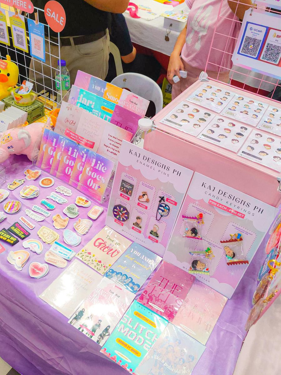 kajdesignsph's tweet photo. LAST DAY TODAY!
Table #6 with @matsining 💛💗
𝗪𝗲 𝗔𝗿𝘁 𝗠𝗮𝗿𝗸𝗲𝘁 𝗠𝗮𝗿𝗸𝗲𝘁 𝗫𝗟
𝗝𝘂𝗻𝗲 𝟯-𝟰, 𝟮𝟬𝟮𝟯 • 𝟭𝟬𝗮𝗺 𝘁𝗼 𝟴𝗽𝗺
#weartmarketmarket #weart #artistalley #artconvention https://t.co/epoMcWEQvE