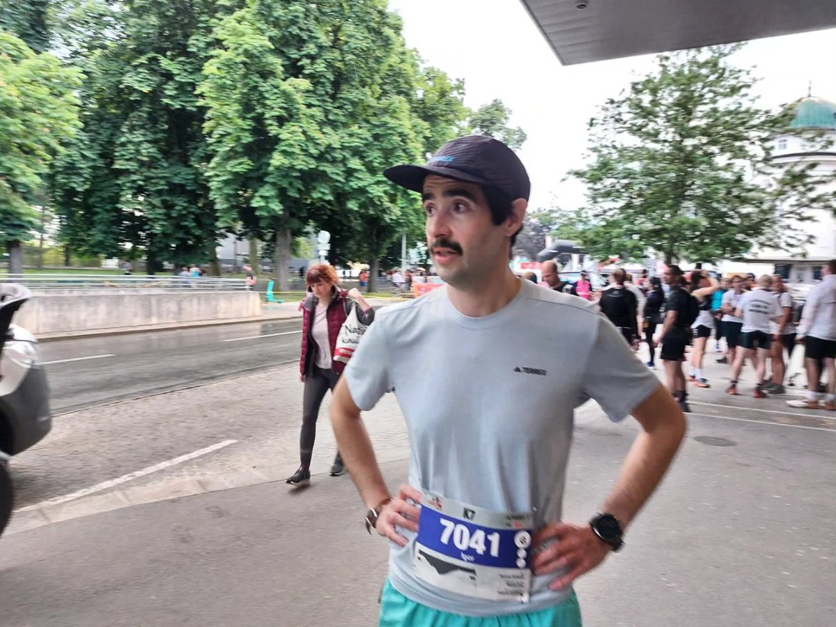 igmebe's tweet photo. Dejamos Innsbruck preparado para los profesionales... la ciudad está preciosa esperando el campeonato del mundo @ingravidosRadio https://t.co/mvkov6byBw