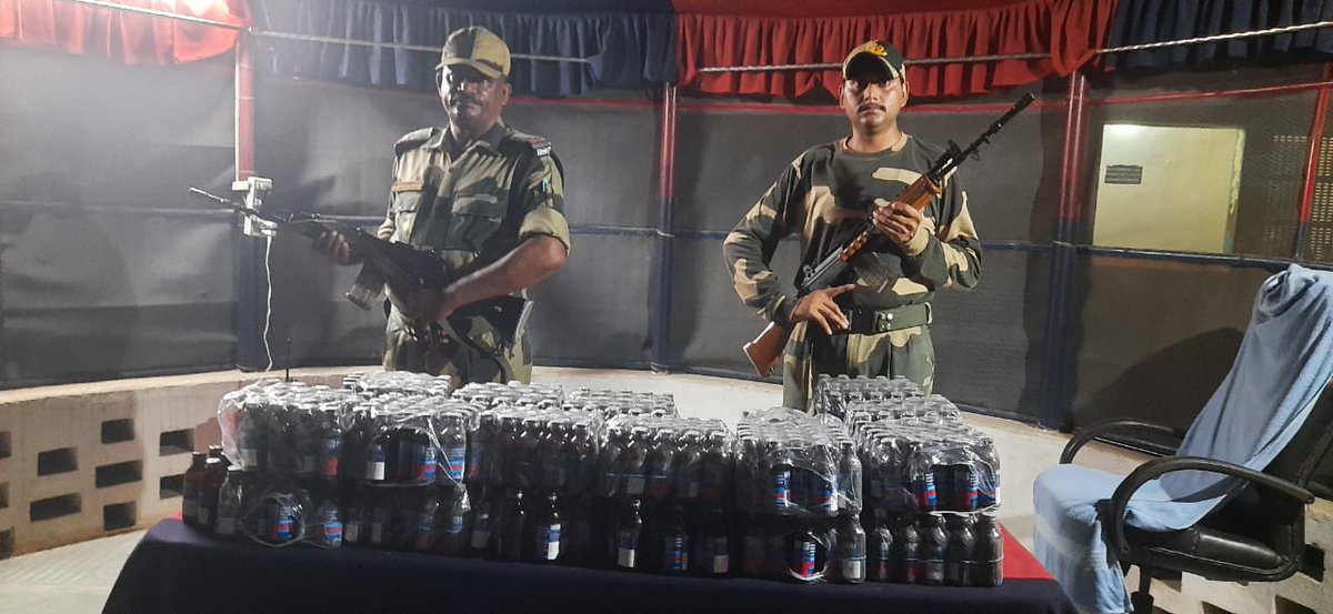 3.06.2023
#AlertTroops of BOP-Govindpara @BSF_SOUTHBENGAL while performing operational duties at the International border of Dist-Nadia (WB),foiled drugs smuggling attempts & seized 595 Phensedyl bottles worth ₹ 1,34,375/-, being smuggled from India to Bangladesh.
#SayNoToDrugs