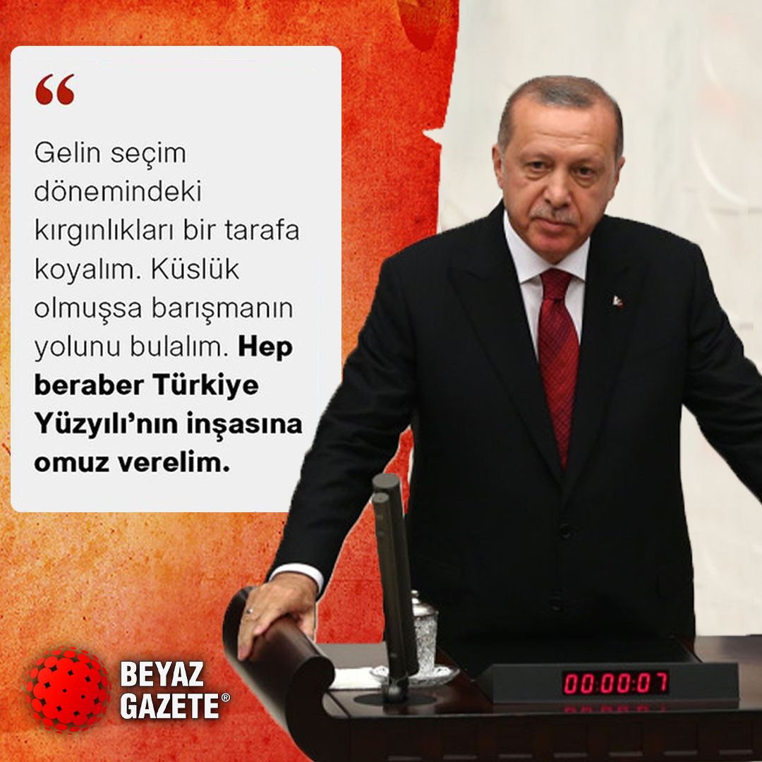 Başkan Erdoğan, Cumhurbaşkanlığı Külliyesi'nde düzenlenen Cumhurbaşkanlığı Göreve Başlama Töreni’nde konuştu.

#başkanerdoğan #külliye #türkiyeyüzyılı