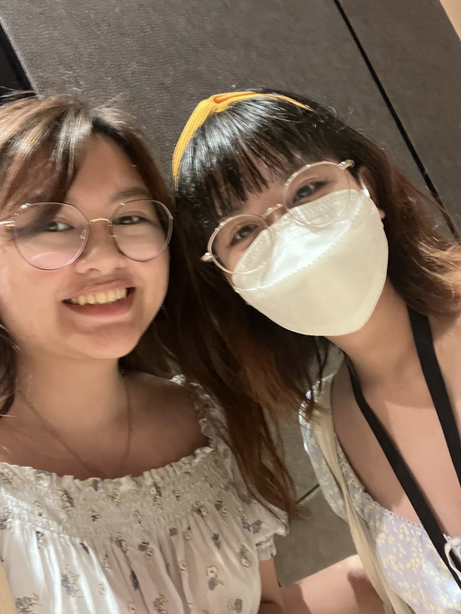 aiikacchi's tweet photo. ALSO MET @SevyPlays THATS ACTUALLY INSANE I WAS SO BUMMED I DIDNT SEE ANYONE TODAY😭😭 https://t.co/FRFGAsgeW9