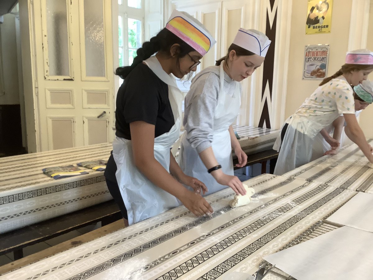 BSGD Year 7 Normandy Trip 2023 tweet media