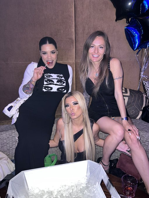 Tonight was to much fun. #nycclubnight https://t.co/6AIIJ4fpo8<a href="/tag/nycclubnight"class="tags">#nycclubnight</a>