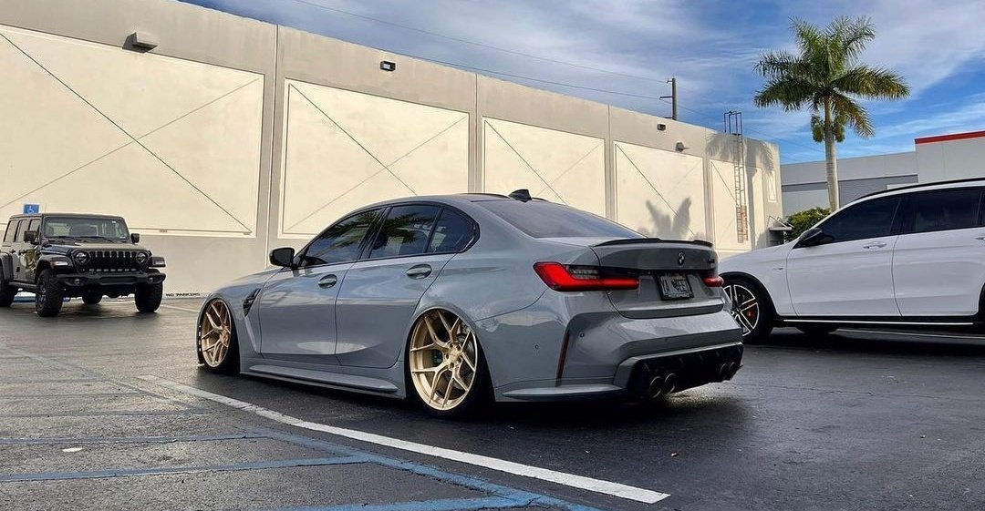 BMW M3 on 21' Wheels 😍