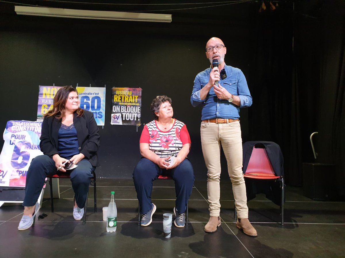 4 députés qui échangent avec 120 personnes au sujet de la 6e République un samedi soir... 
On est bien en #HauteVienne: convivialité, citoyenneté et engagement ! 
Avec @RaquelGarridoFr , @CouturierCathy , @damienmaudt , @ManonMeunier_UP, accueillis à Veyrac par @jeanyvesrigout.