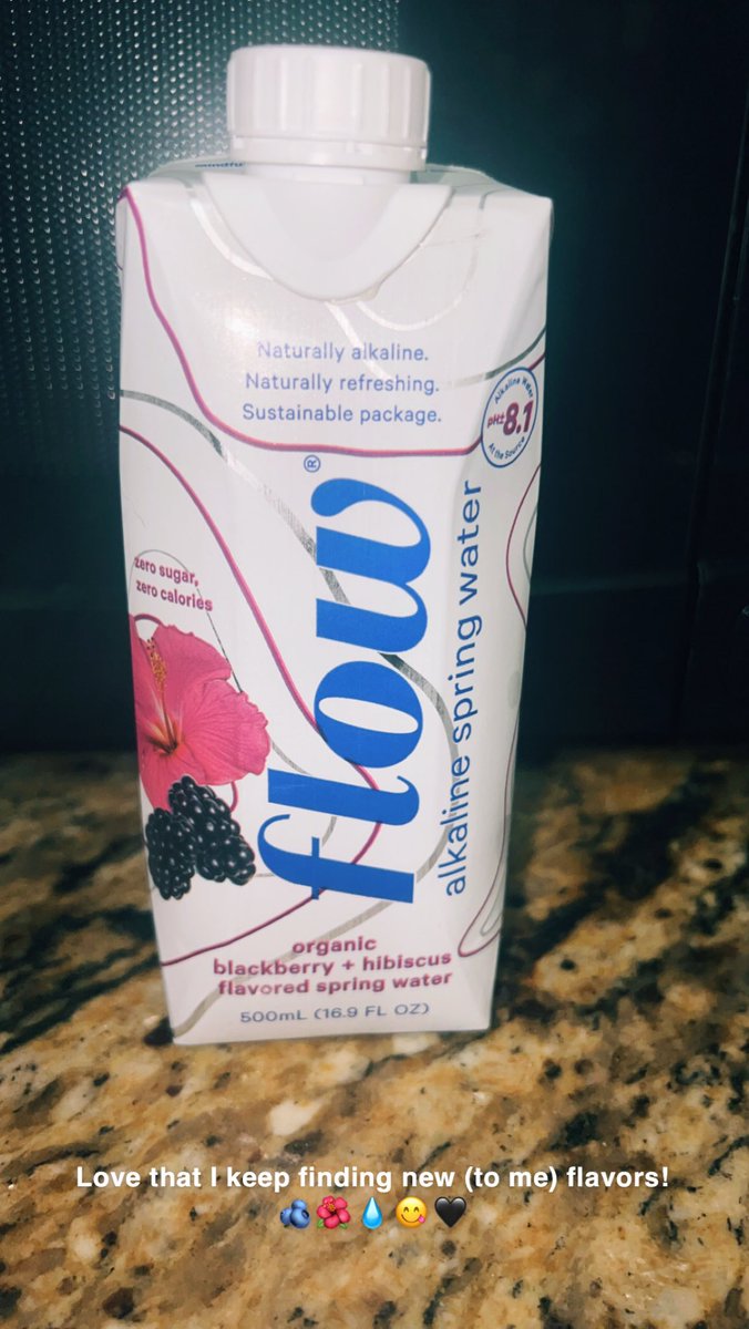 EricaLynn1549's tweet image. Love that I keep finding new (to me) flavors! #flow #flowwater #flowhydration #alkaline #water #springwater #blackberry #hibiscus #refreshing 🫐🌺💧😋🖤 @FlowHydration