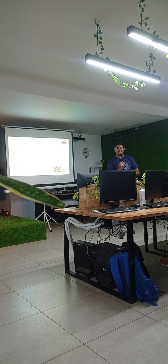 IshaMeh61's tweet image. The community that helps to grow and connect with techies all around the city.🚀
@hackthisfall
#HTFIndore 
#hackthisfall