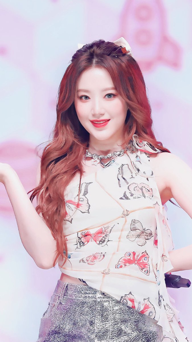 Shu0106_'s tweet photo. 🌸💕
#여자아이들 #GIDLE
#슈화 #SHUHUA
#I_feel
#퀸카 #Queencard https://t.co/7vNCxNGNPS