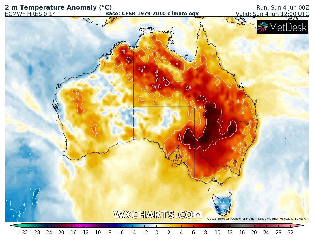 Australia Faces Heatwave and Social Media Policy Controversy Amid Economic Growth