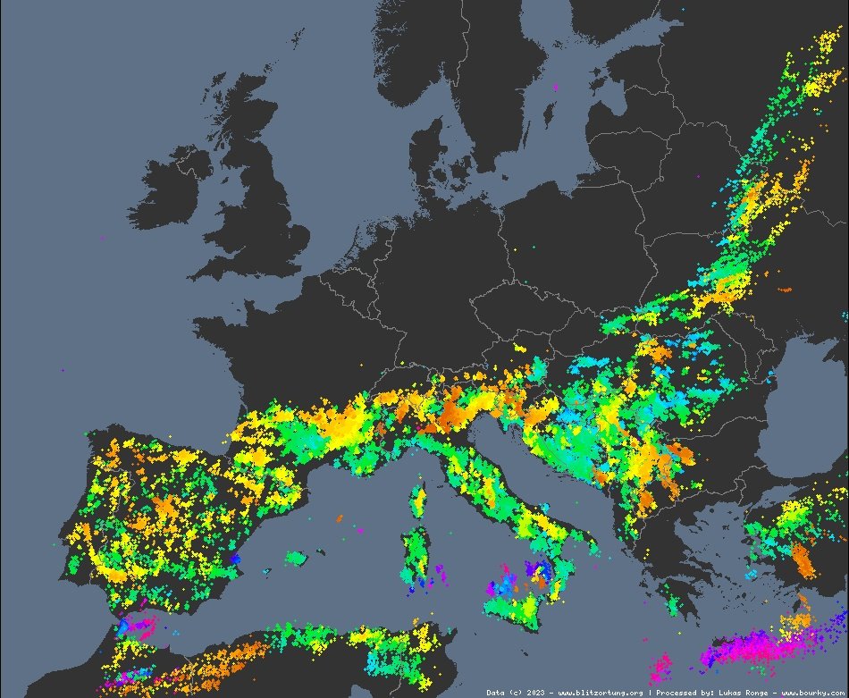 SeguimlaMeteo's tweet photo. Quan la Mediterrània és un autèntic niu de tempestes i els llamps cauen seguint a la perfecció l'orografia mediterrània... per guardar aquest mapa! https://t.co/9IL7JbzZWz