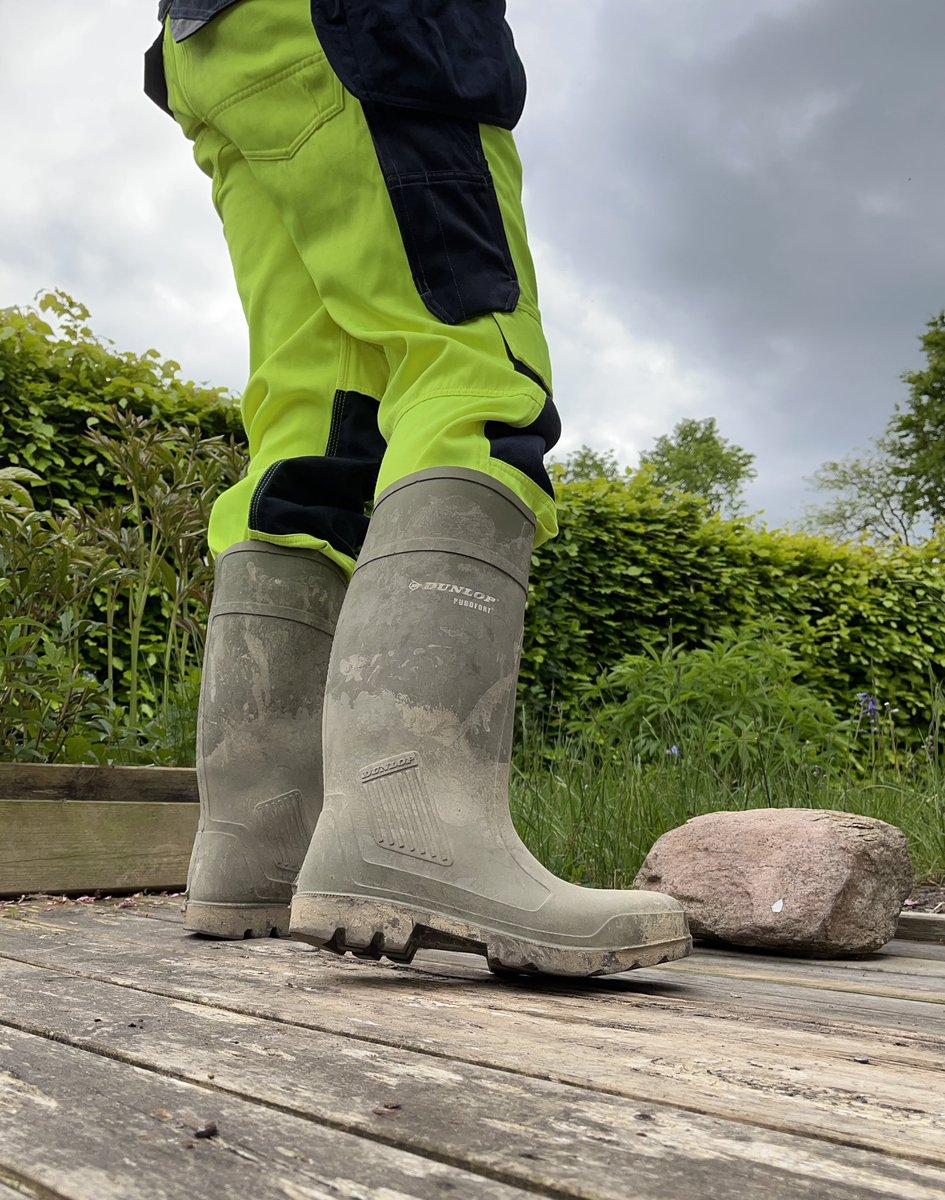 NorabootsDK tweet media