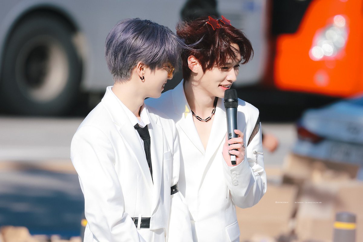 choco💙💜💖 on Twitter "they did this for all the red blue gays"