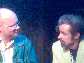 fuffzigplus's tweet image. Dieses Foto entstand 2005 in der #Fabrik in #Hamburg. Ich freue mich auf ein Wiedersehen mit @tcboyle in der Uni am 19.06.23. #blueskies #tcboyle #tcboylewriter