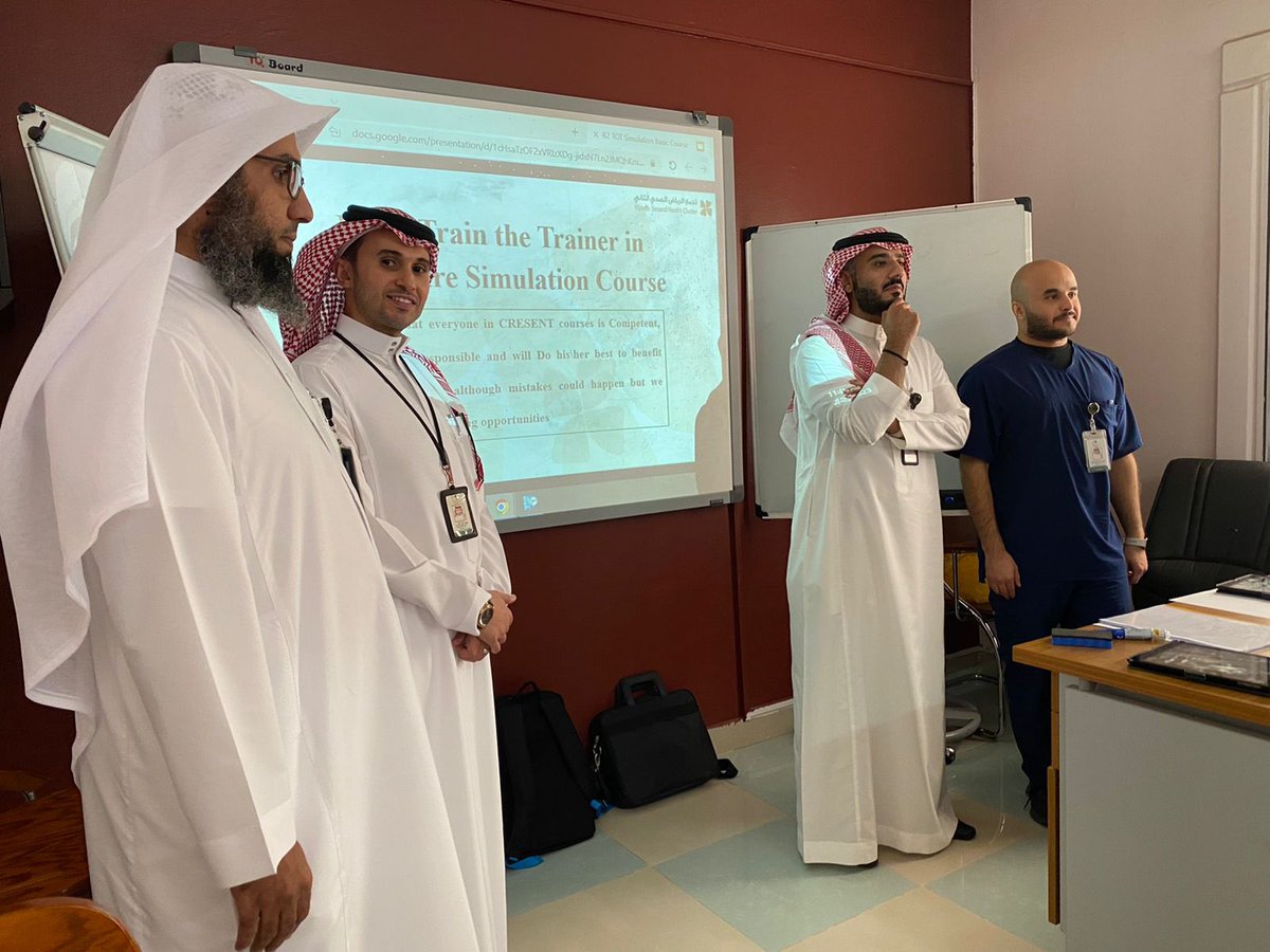 استمرار دورات متخصصة لتدريب  المدربين الأساسية في مجال المحاكاة ضمن أنشطة " المحاكاة " بـ    #تجمع_الرياض_الصحي_الثاني لبناء وتطوير  الكفاءات الصحية في هذا المجال
#مستشفي_اليمامة