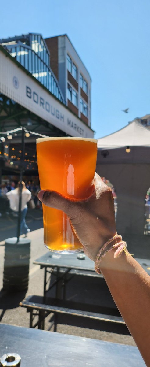 tweetsheaf's tweet photo. Special Sundays taste better with Youngs Special
#wheatsheaf #stoney #street #london #pub #pubgram #beerstagram #beeroftheday #beer #wine #yard #dough #pizza #food #drink #neon #youngspubs #youngs #market #borough #boroughmarket https://t.co/ERHc7FHX3s