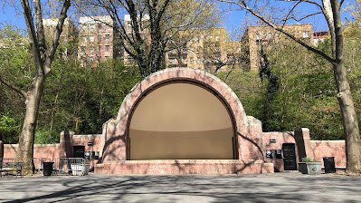 National Jazz Museum celebration at Jackie Robinson Park for Juneteenth: harlembespoke.blogspot.com/2023/06/listen…