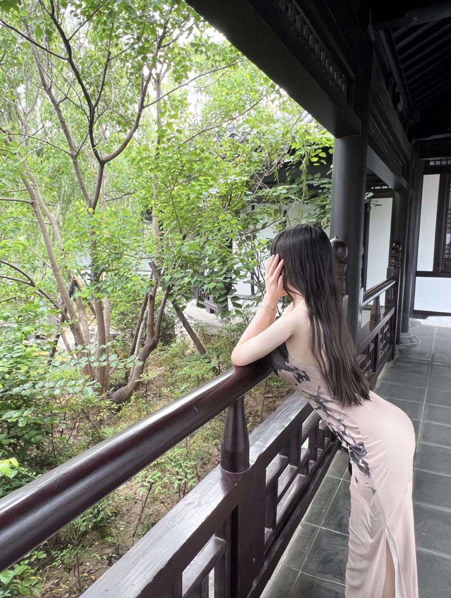 mn08287's tweet photo. 有缘之人可以逆转时光回到过去
 #甘肃 #兰州 #翘臀 #天水 #同城交友 #白银 #旗袍 #庆阳 #户外穿搭 #性感 #小蛮腰 https://t.co/bNEvvvf2gp