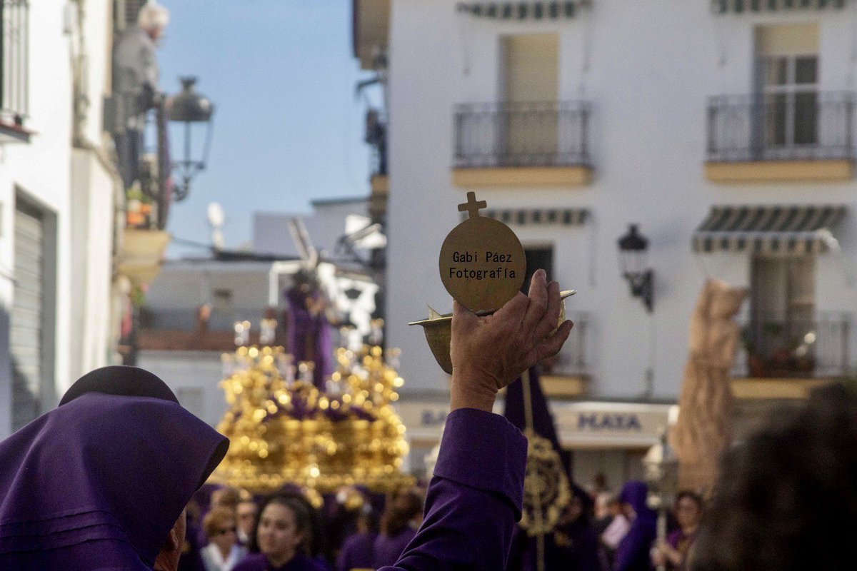 ¿Quién lo llama a Nuestro Padre Jesús Nazareno? #Nazareno #JuandeMesa #LaRambla #CampiñaSur #Córdoba #Fotografía #Cofrade