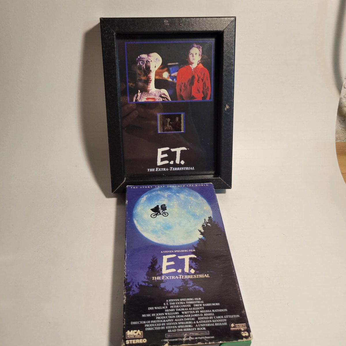 ET The Extra-Terrestrail Collectable set. Posting to my closet today. Great deal and ready to ship. Shop my #Poshmark closet today. #movies #classicmovie
posh.mk/RXWpjYi0lAb