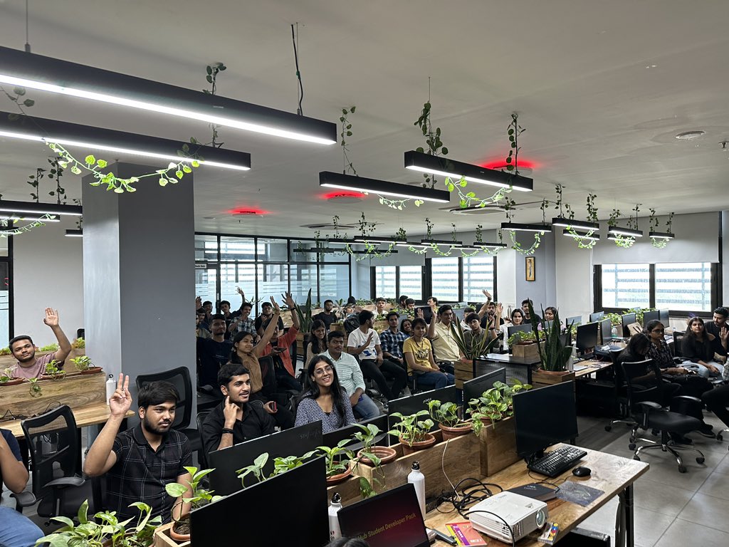 hackthisfall's tweet image. We have @vedantstwt sharing about all the wonderful resources that @GitHubEducation has to offer for the developers!! 🎒

Find more: bit.ly/htfms23-github ⚡️

#HTFIndore #HackThisFall #HTFIndore ✨