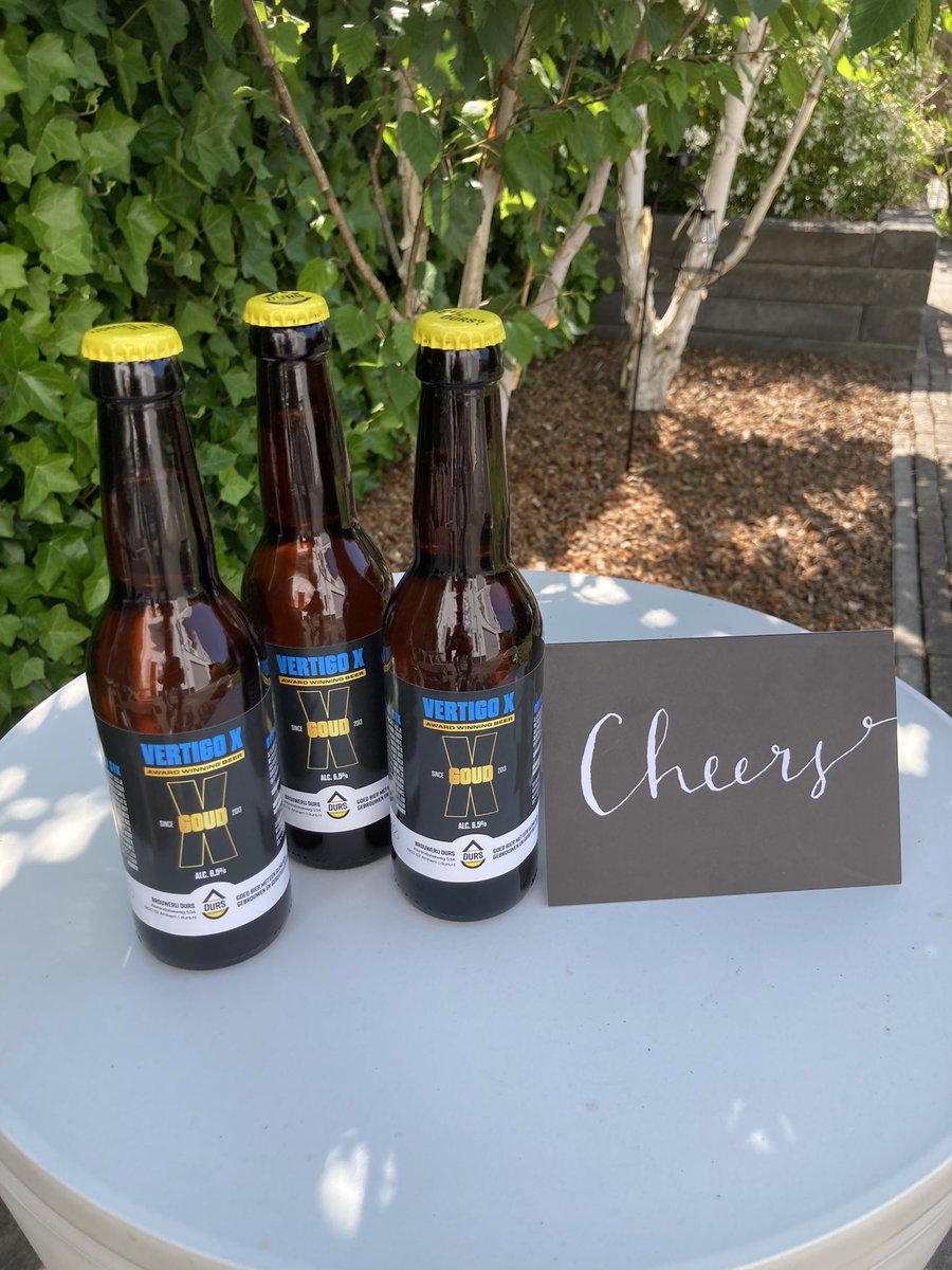 Dat is pas leuke #snailmail! Pakketje van @mikehendrixen die ter ere van 10 jaar <a href="/VertigoSix/">Vertigo 6 - Best agency in Europe</a> een biertje heeft gemaakt. Vanmiddag eens uitproberen, recensie straks op <a href="/untappd/">Untappd</a>.#cheers en #dankMike!