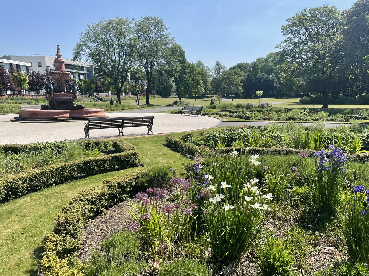 Ours is an urban campus but we’ve a large nature reserve to one side and the beautiful Hanley Park to the other. Here is part of it earlier today 🌳 ⛲️ 🌸 🌺 🌳 🌲🦋 @StaffsUni