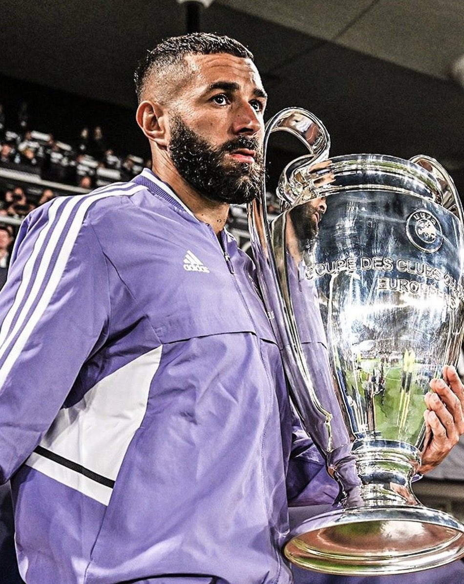 Karim Benzema, invited to Saudi next week in order to prepare his move to Al Ittihad as new star of Arabian league. 🚨⚪️🇸🇦 #Benzema

The announcement is expected next week if all goes to plan — it could be Wednesday.