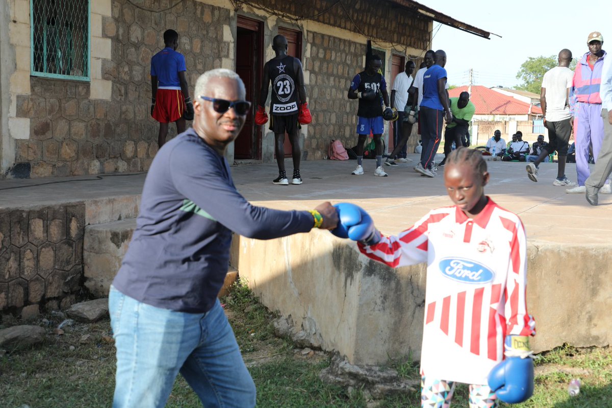 UNFPASouthSudan's tweet photo. 2days to the launch!

@UNFPA #SouthSudan in collaboration with the South Sudan Boxing Federation will launch the first-ever facility for female boxers. 

The Female Boxing Facility in Jebel opposite Trinity Petrol Station.
#Mushara4Tanmiya https://t.co/XOMVuFohX1